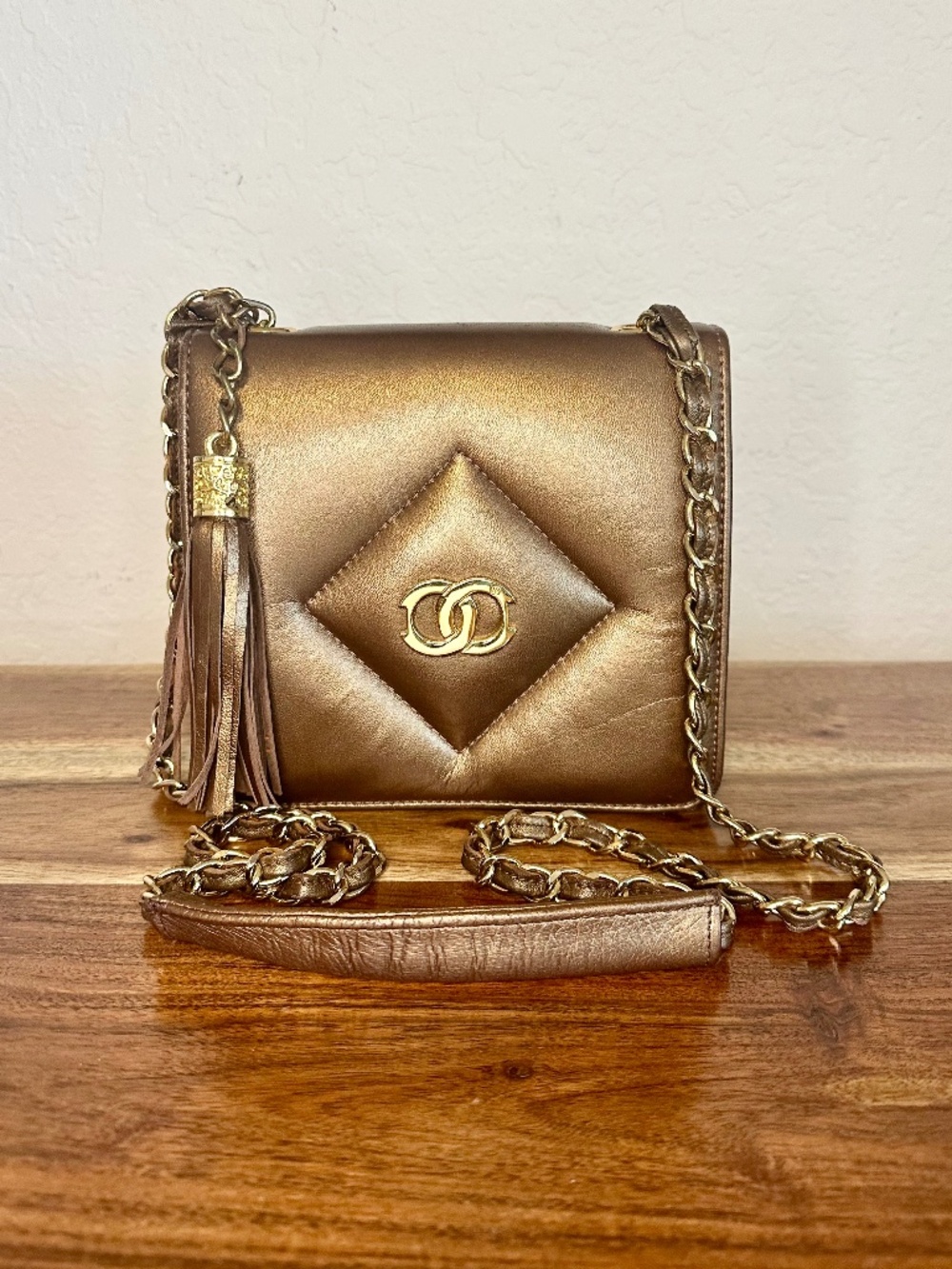 Vintage-Style Made in USA Diamond Quilted Metallic Crossbody Bag